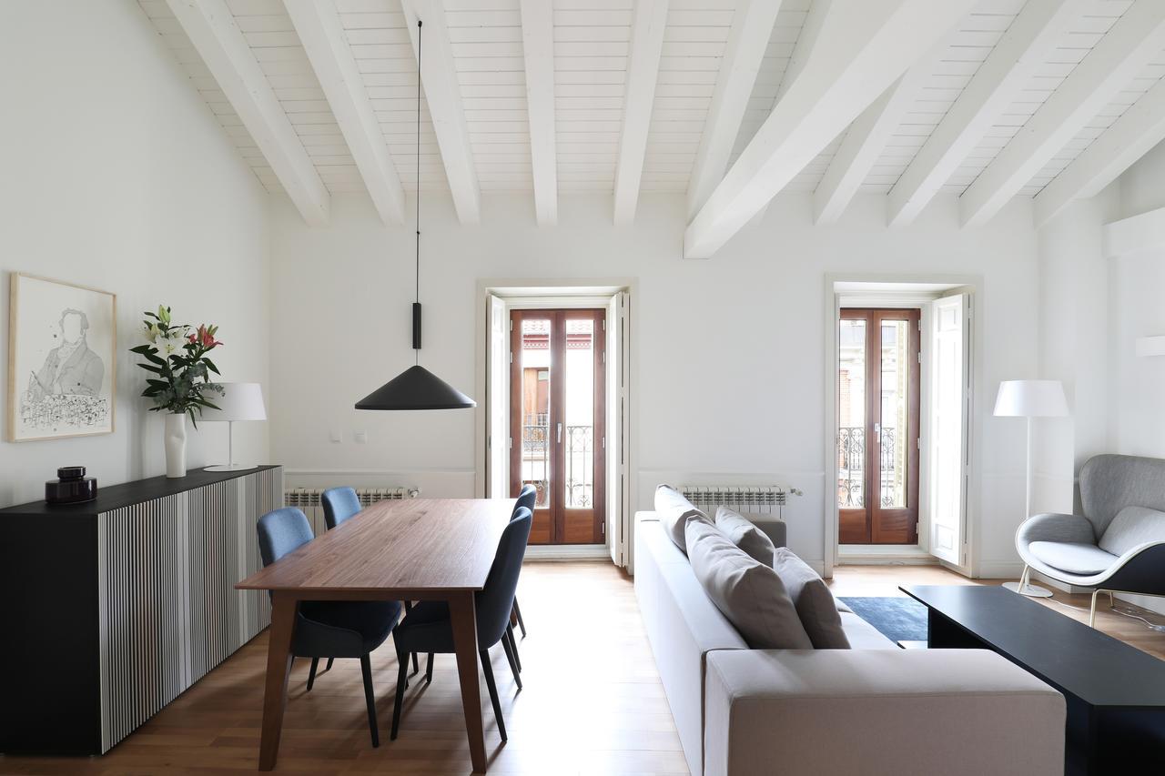 Recoletos House Aparthotel Мадрид Екстериор снимка