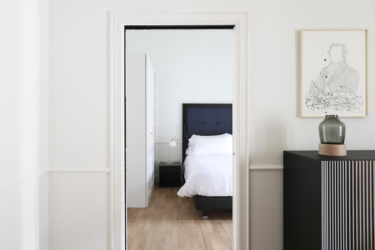 Recoletos House Aparthotel Мадрид Екстериор снимка