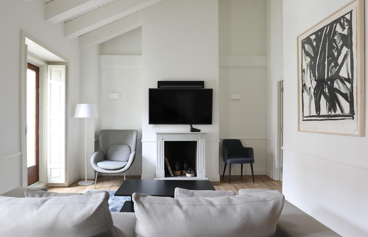 Recoletos House Aparthotel Мадрид Екстериор снимка