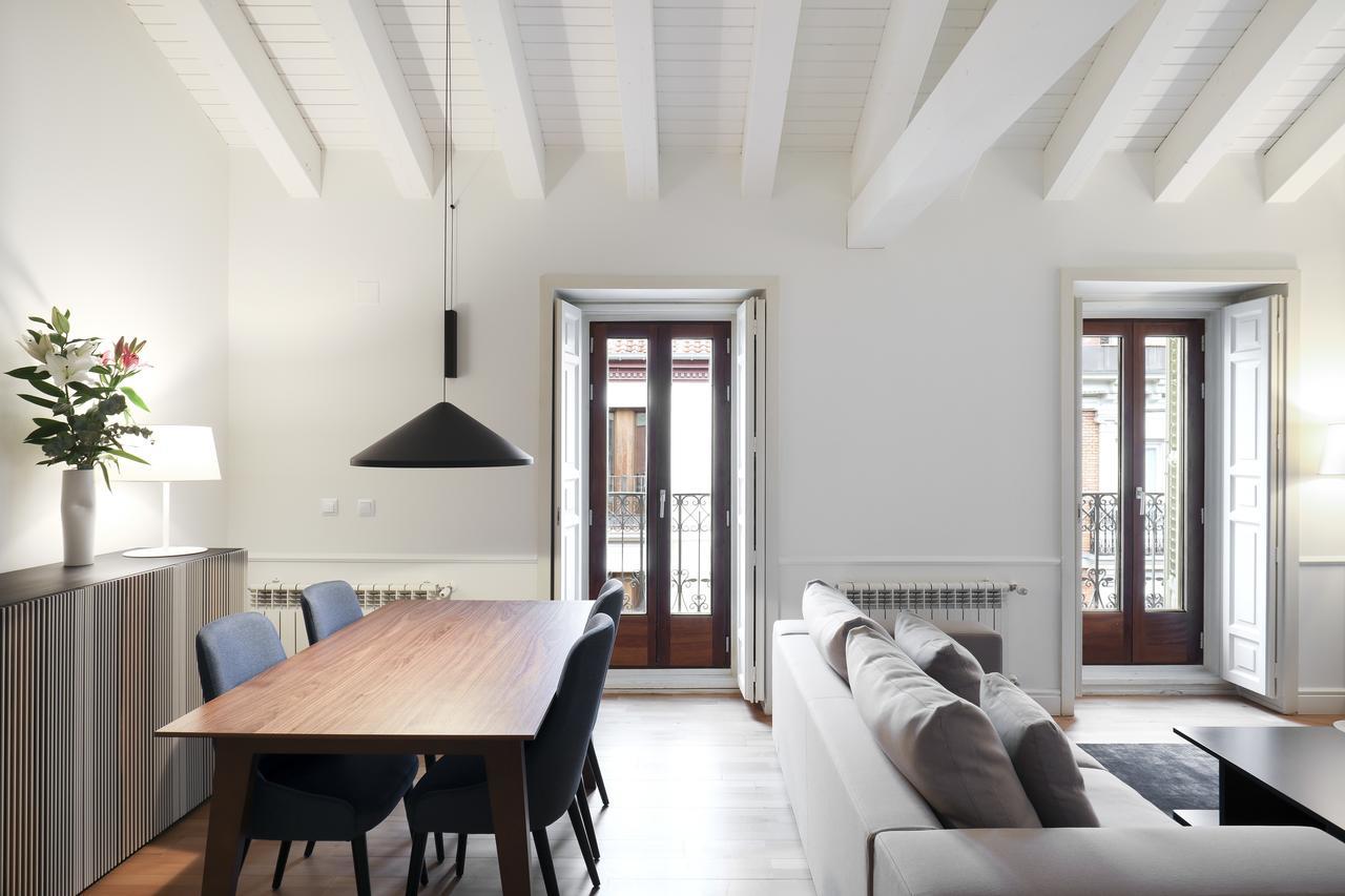 Recoletos House Aparthotel Мадрид Екстериор снимка