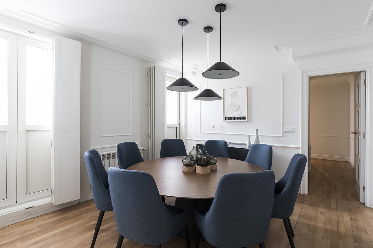 Recoletos House Aparthotel Мадрид Екстериор снимка