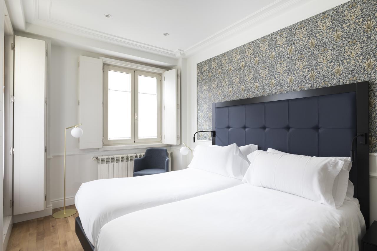 Recoletos House Aparthotel Мадрид Екстериор снимка