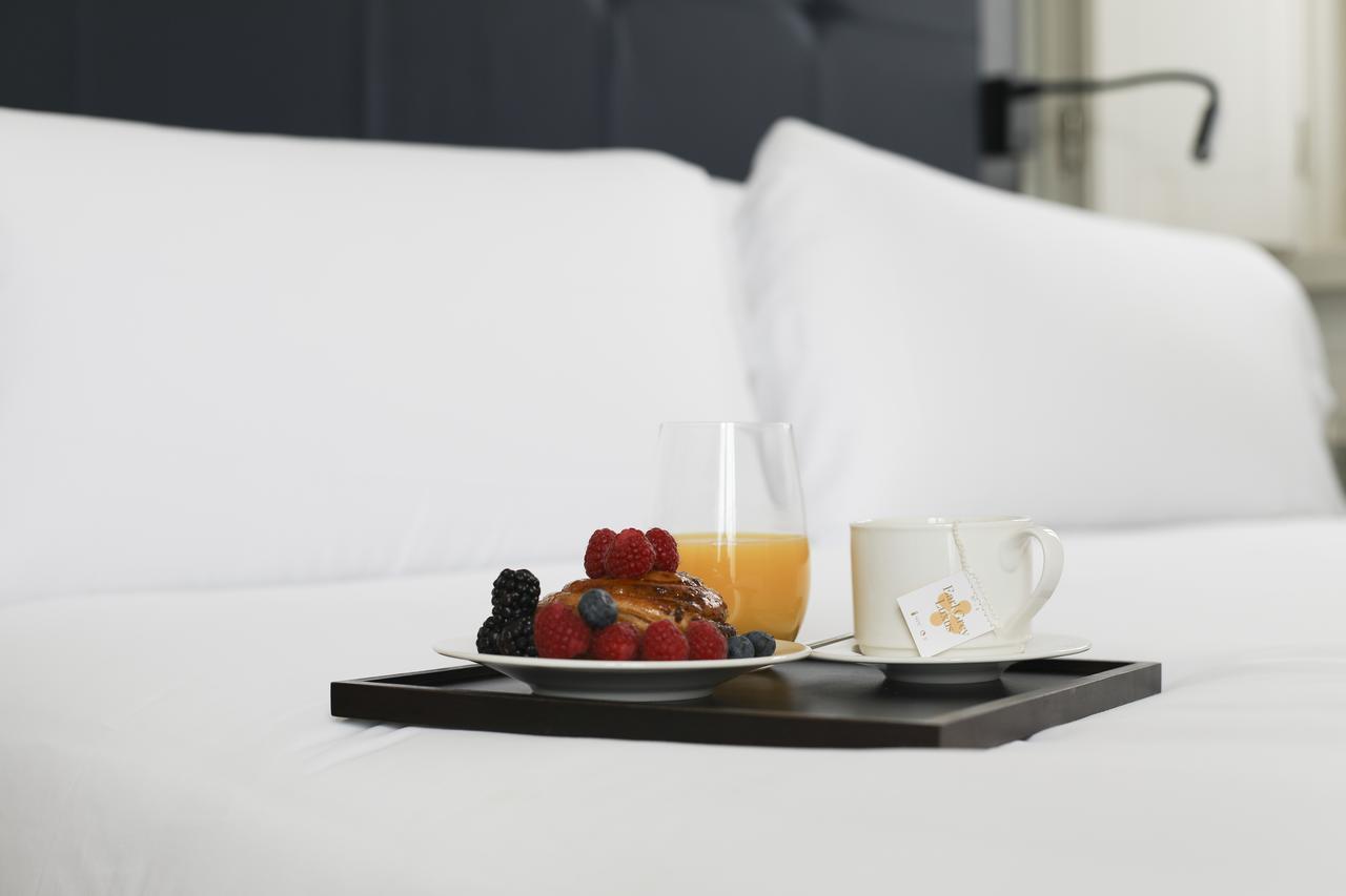 Recoletos House Aparthotel Мадрид Екстериор снимка