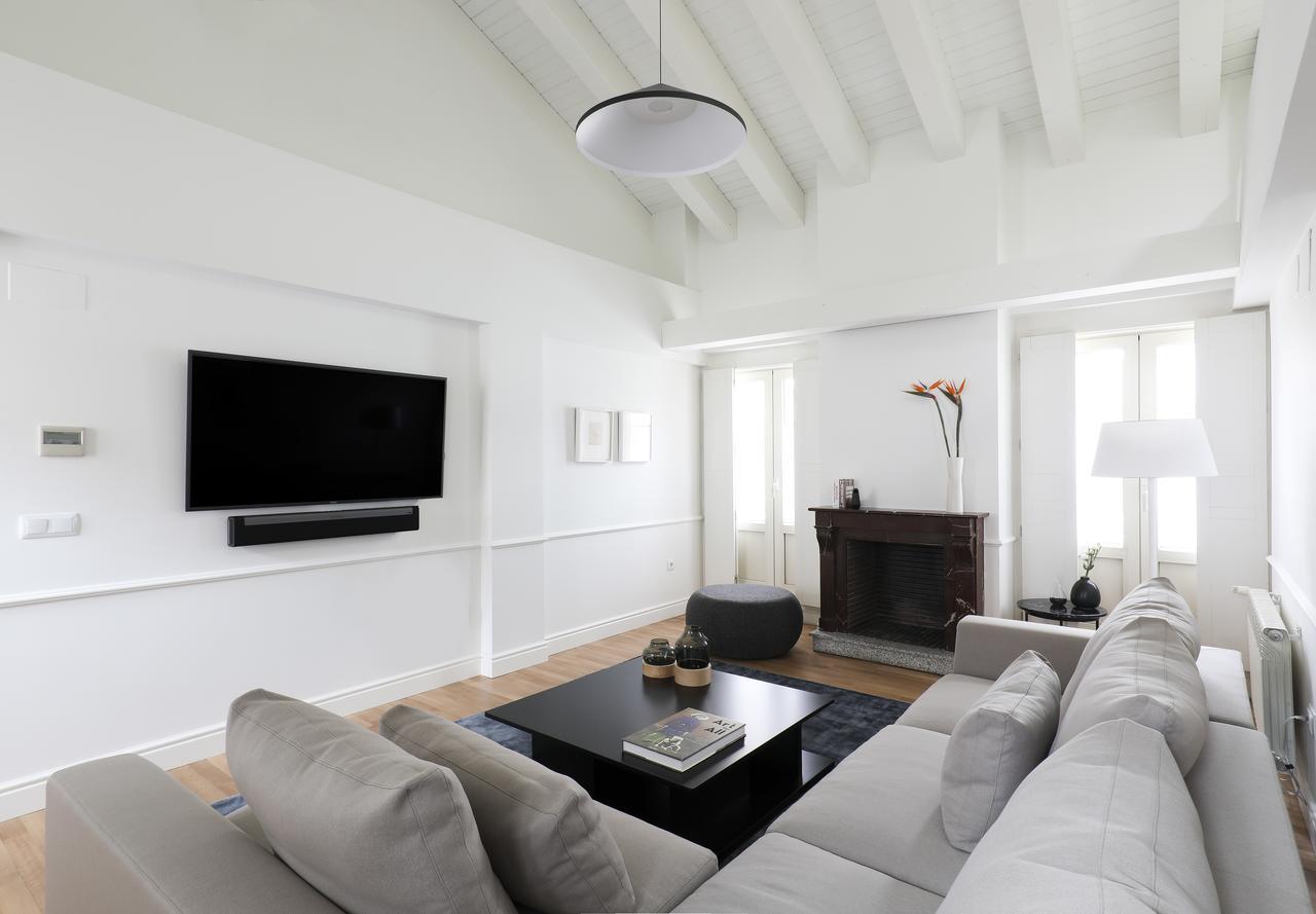 Recoletos House Aparthotel Мадрид Екстериор снимка