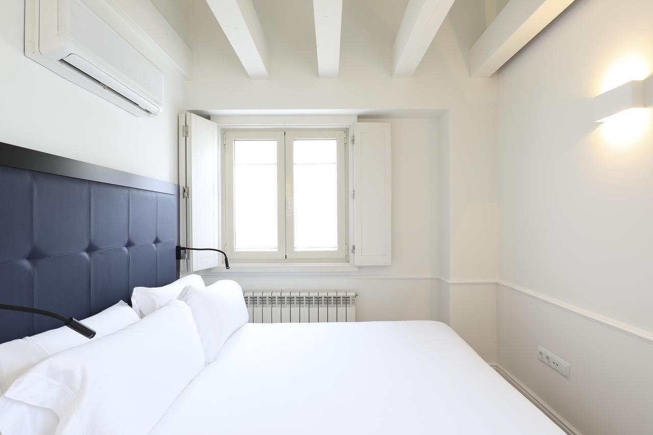Recoletos House Aparthotel Мадрид Екстериор снимка