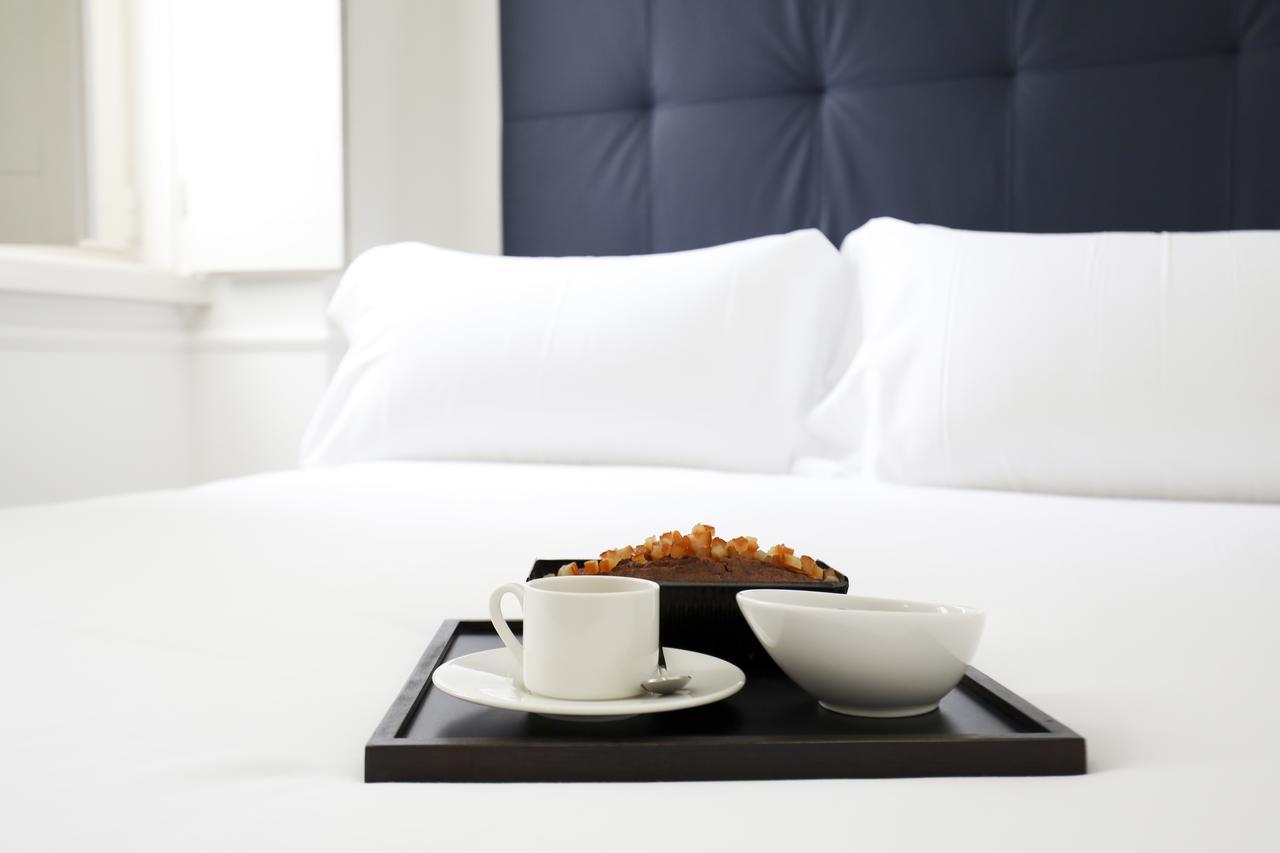 Recoletos House Aparthotel Мадрид Екстериор снимка