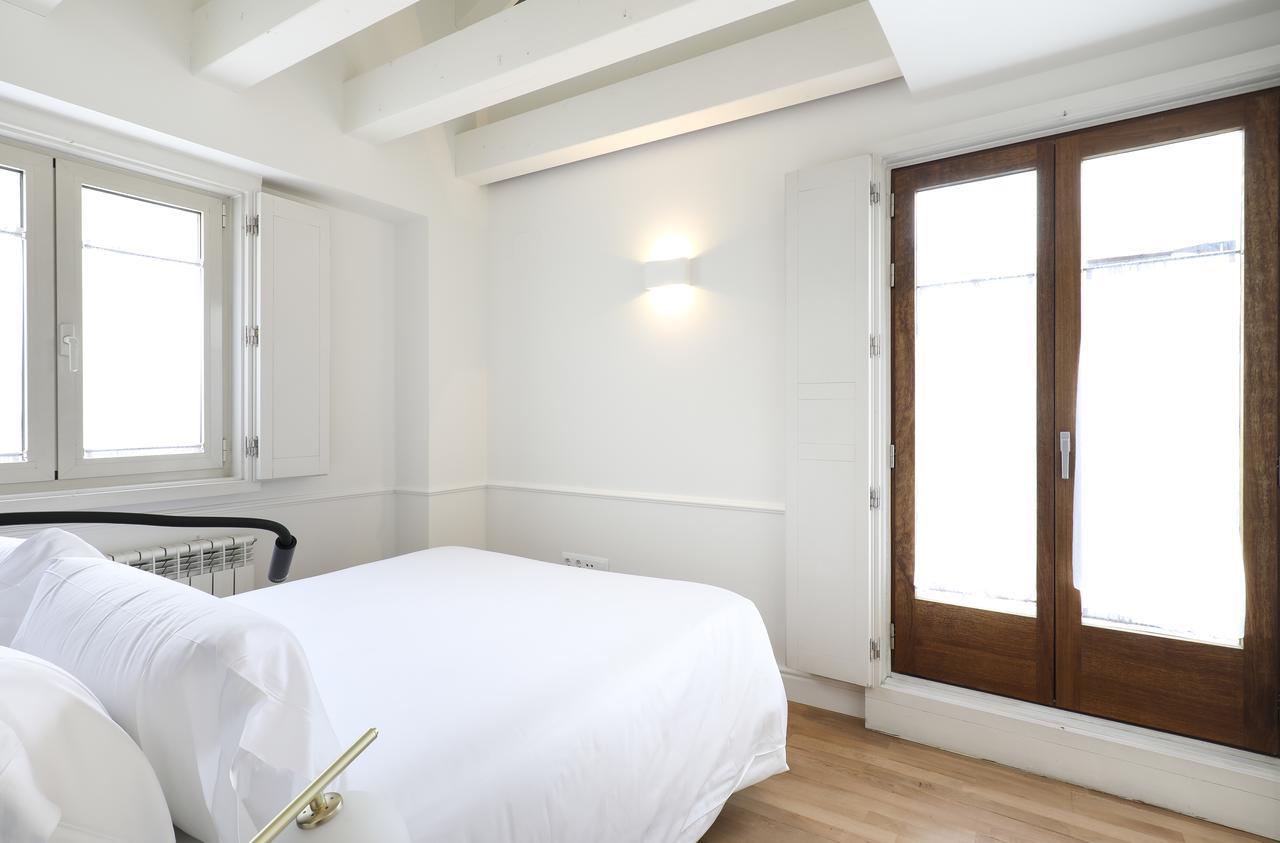 Recoletos House Aparthotel Мадрид Екстериор снимка