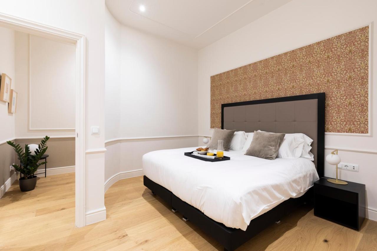 Recoletos House Aparthotel Мадрид Екстериор снимка